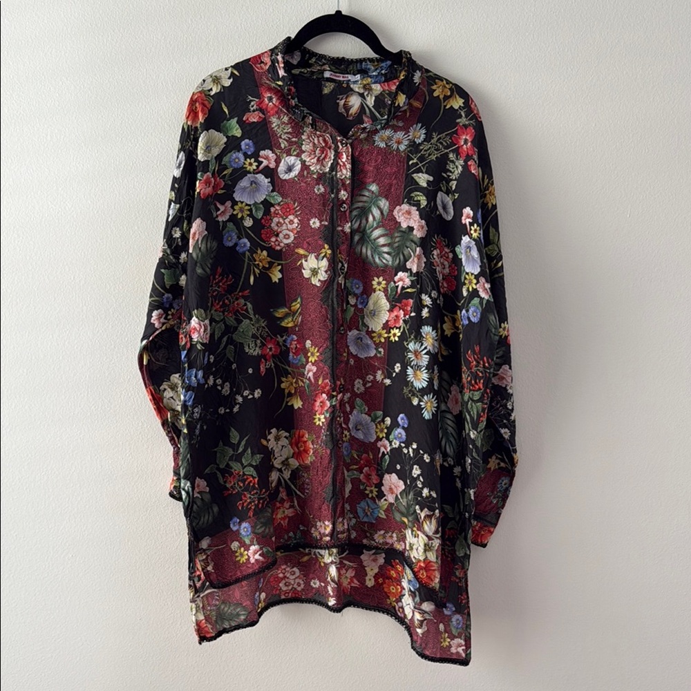 Johnny Was Floral Black and Red silk Women's Top
